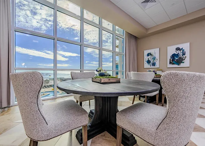 Phoenix Gulf Towers 1706 Apartment